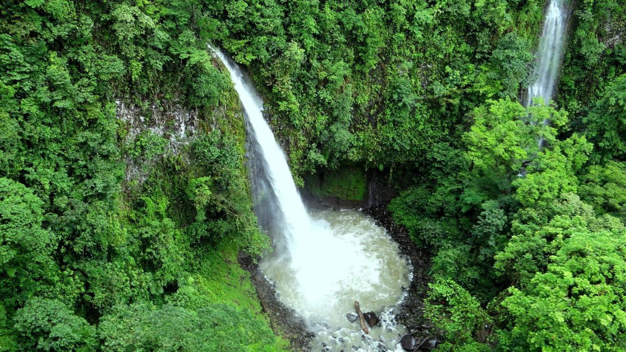 La Fortuna Lodge By Treebu Hotels Buitenkant foto