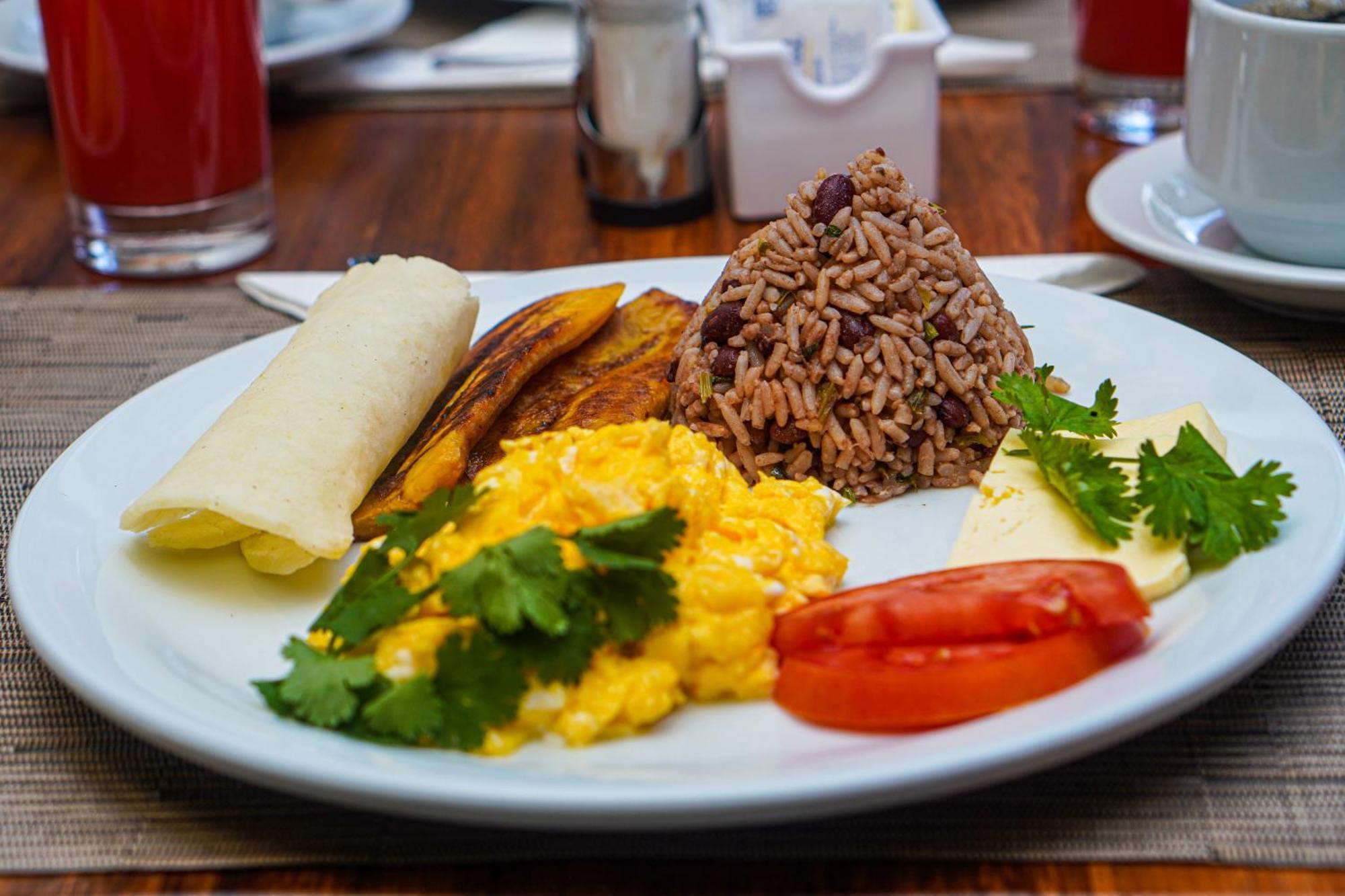 La Fortuna Lodge By Treebu Hotels Buitenkant foto