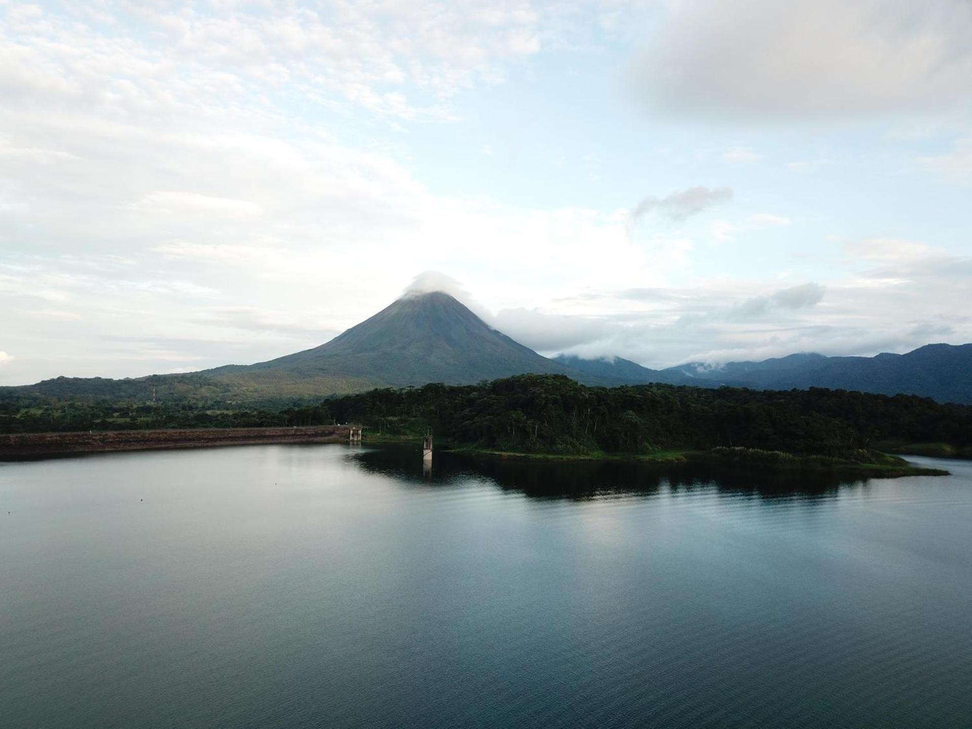 La Fortuna Lodge By Treebu Hotels Buitenkant foto